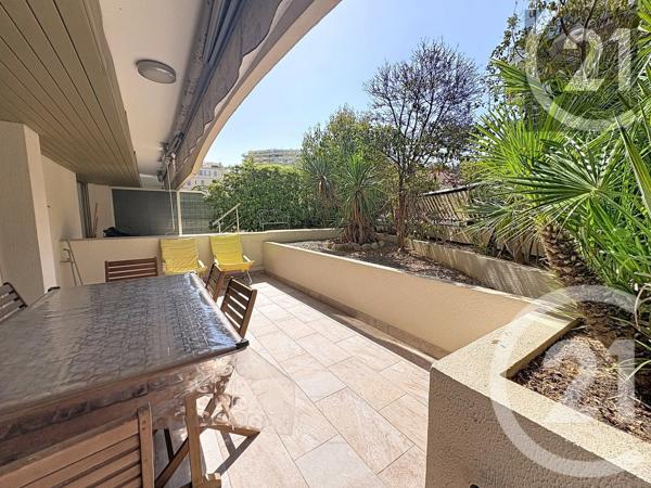 Appartement F2 à vendre  2 pièces - 39 m 2   CANNES  - 06