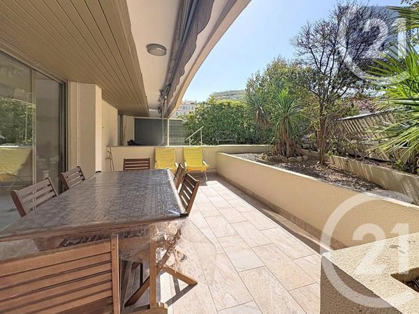 Appartement F2 à vendre  2 pièces - 39 m 2   CANNES  - 06