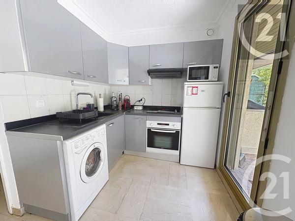 Appartement F2 à vendre  2 pièces - 39 m 2   CANNES  - 06