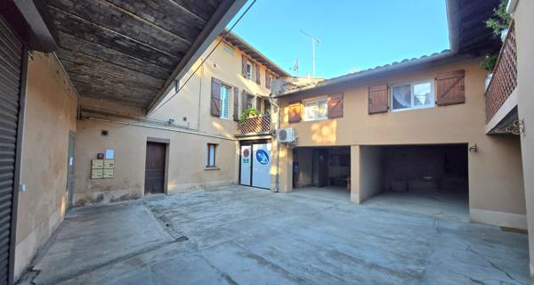 Immeuble 10 pièces 325 m2