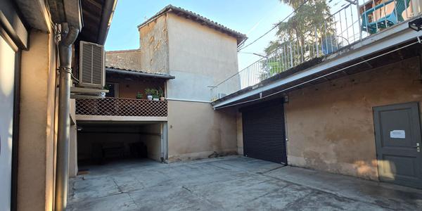 Immeuble 10 pièces 325 m2