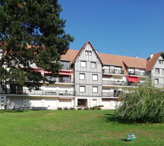 Deauville (14800) RARE appartement 67.61m² +Jardin de 109 m² +garage de18m²+cave