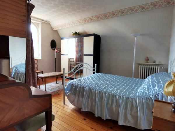 Vichy (03200) A VENDRE, A VICHY, MAISON DE 124 M2 AVEC GARAGE/TERRAIN