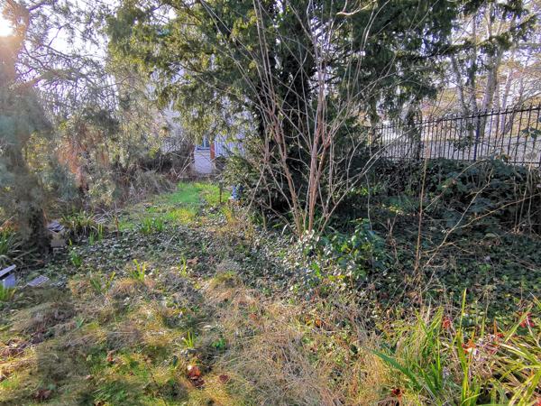 Vichy (03200) A VENDRE, A VICHY, MAISON DE 124 M2 AVEC GARAGE/TERRAIN