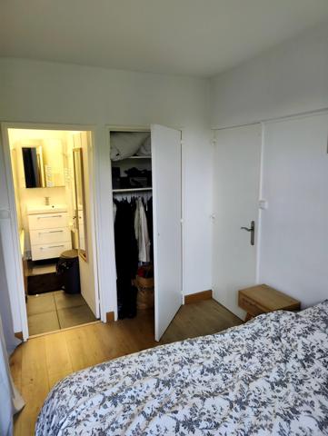 Très bel appartement T2 de 44m2 avec balcon.