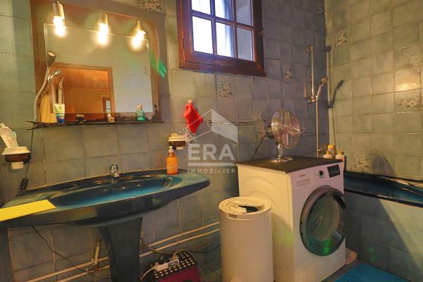 A vendre en Exclusivité  Jolie MAISON INDIVIDUELLE TERRASSE JARDIN CALME PARCELLE CONSTRUCTIBLE PISCINABLE BEAU POTENTIEL STATIONNEMENT FACILE