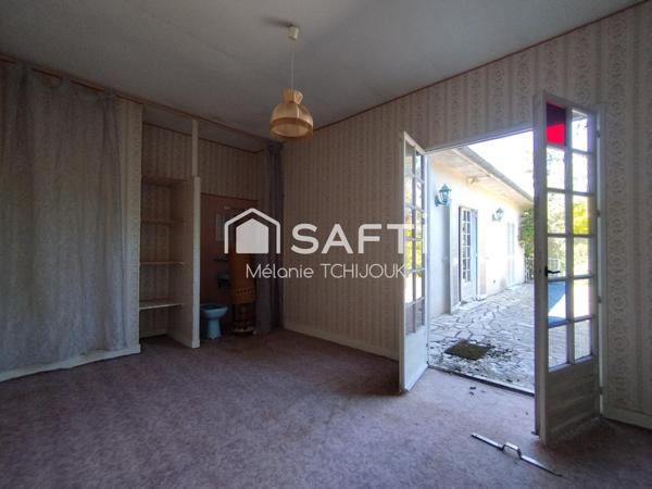 Maison sur sous sol total avec 7 chambres