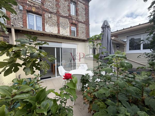 HONFLEUR - APPARTEMENT 3 PIÈCES AVEC JARDIN ET TERRASSE
