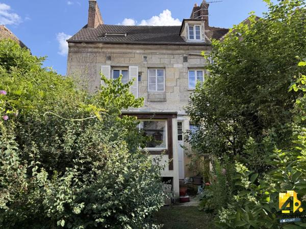 Maison - 8 pièces - 126 m²