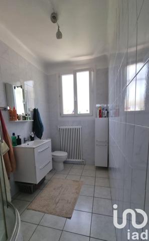 Pavillon 6 pièces de 105 m² à Villeneuve-le-Roi (94290)