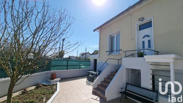 Pavillon 6 pièces de 105 m² à Villeneuve-le-Roi (94290)