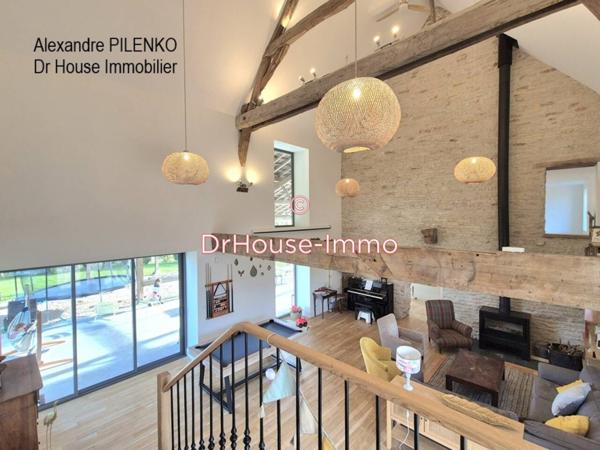 Maison à vendre 12 pièces de 300 m²