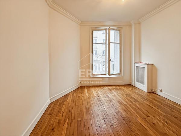 Appartement Asnieres Sur Seine 2 pièce(s) 45.15 m2