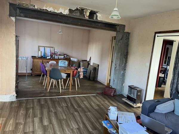Maison à vendre 107 000 € Plévin 4 p 104 m² DPE F