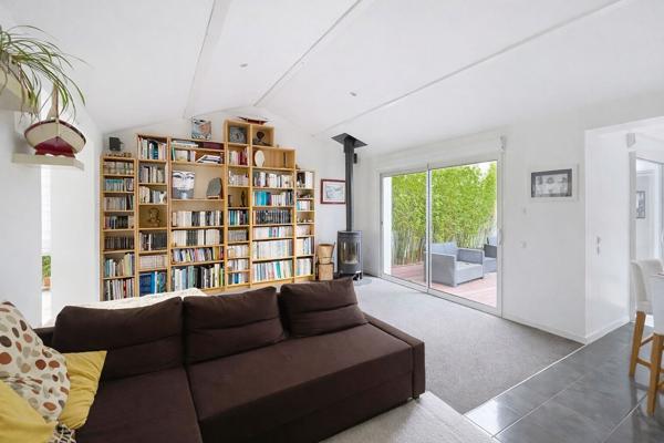 Maison à louer - Meublée - à Saint Xandre - 5 pièces, 117,7 m²
