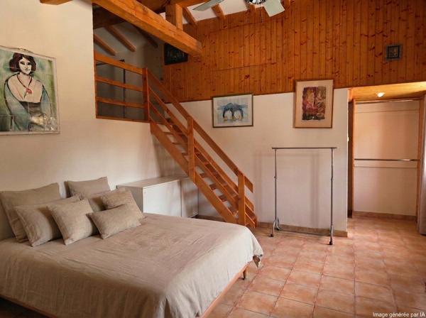GRANDE LONGÈRE DE PRÈS DE 300 M² FORT POTENTIEL FAMILIAL OU INVESTISSEUR