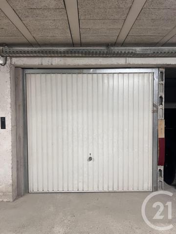 Parking à vendre  13 m2 VENCE - 06
