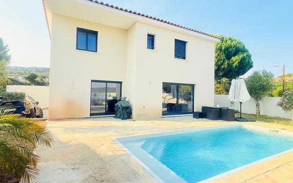 Maison à vendre    5 pièces •  La Fare-les-Oliviers