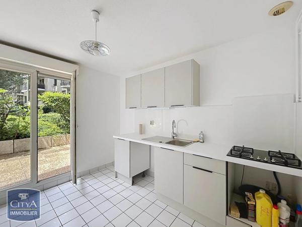 Appartement à louer 2 pièces 54.54m² Lyon (69007)