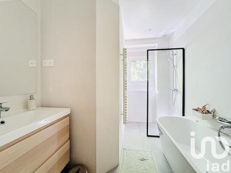 Maison à vendre 8 pièces 258 m² Chambourcy