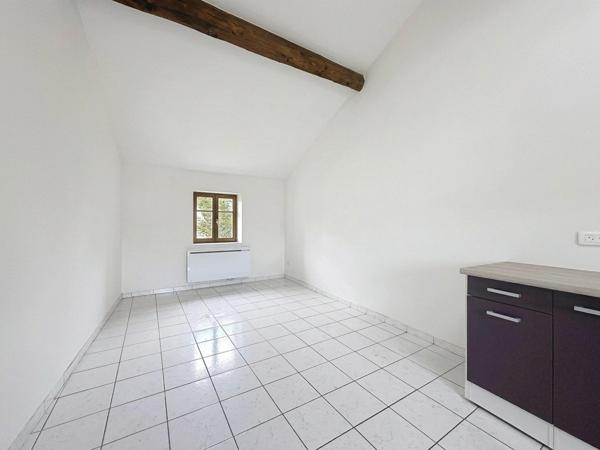 Nancy Leclerc : T3 52 m² au 3e étage à rénover