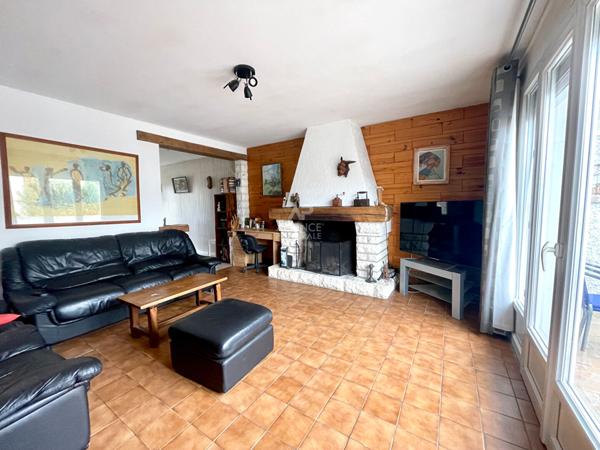 MAISON CONFLANS STE HONORINE - 5 PIÈCES - 105m² €385 000 ** - Référence 7180