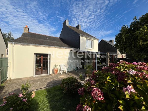 Maison à vendre, Elven, 78 m², 2 chambres sur 451 m² de terrain.