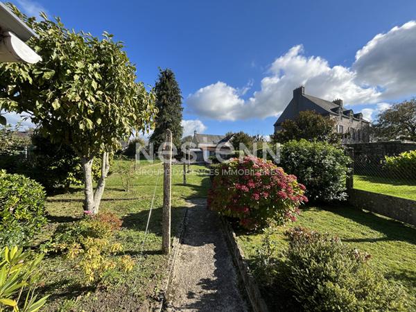 Maison à vendre, Elven, 78 m², 2 chambres sur 451 m² de terrain.