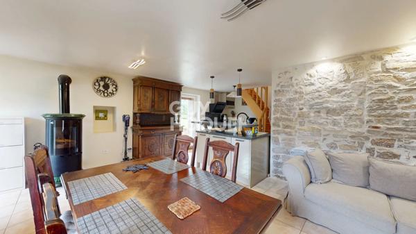 Maison Pugey 3 pièce(s) 90 m2