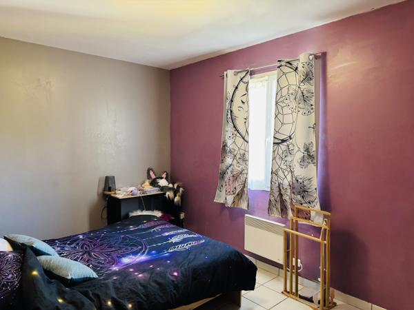 Draguignan (83300) DRAGUIGNAN, Villa en impasse au calme. Terrain de 556 m² entièrement clôturé.