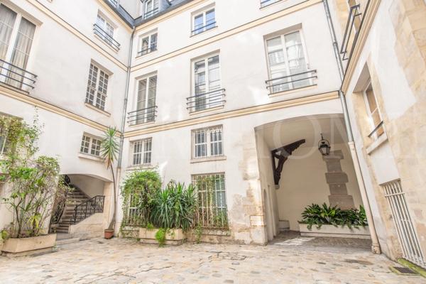 - HÔTEL DES ABBÉS DE FÉCAMP Appartement 3 pièces en duplex
