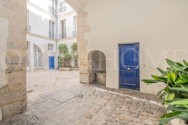 - HÔTEL DES ABBÉS DE FÉCAMP Appartement 3 pièces en duplex