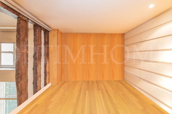 - HÔTEL DES ABBÉS DE FÉCAMP Appartement 3 pièces en duplex