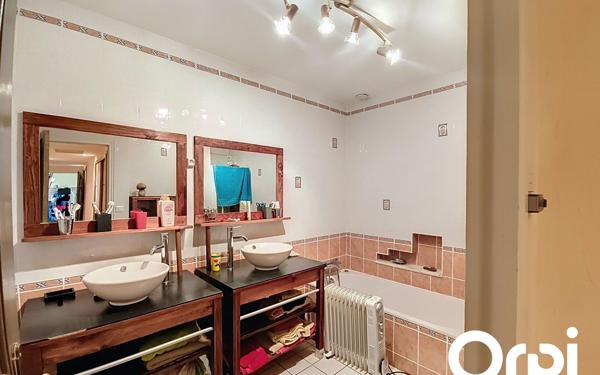 Maison à vendre    5 pièces •  Vertaizon