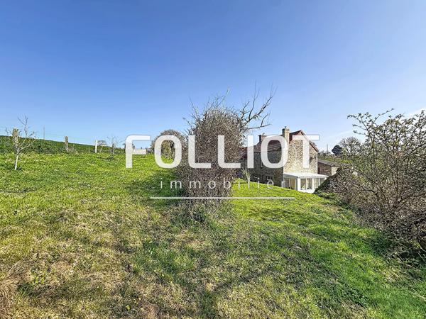 A Vendre Maison en pierres refaite avec goût dans un hameau au calme des Moitiers d'allonne à 5 km de la mer