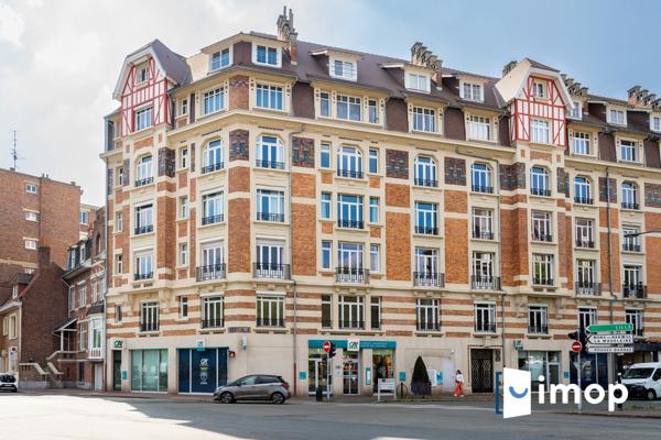 Grand appartement + 2 garages privatifs