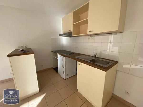 Appartement à louer 2 pièces 42.45m² Saint-Étienne (42100)