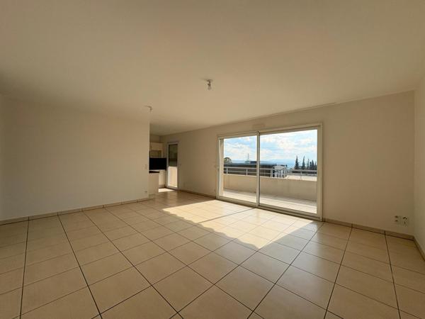 Appartement 3 pièces de 73 m² à Aubenas
