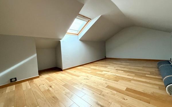 Maison à vendre    6 pièces •  Saint-Germain-lès-Corbeil