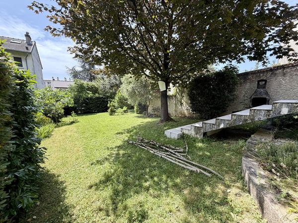 MAISON FONTENAY AUX ROSES 6 PIÈCE(S) 146 M² - 765000 €