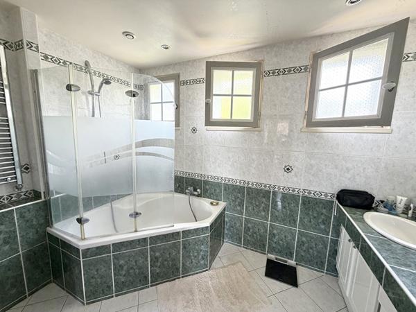 MAISON FONTENAY AUX ROSES 6 PIÈCE(S) 146 M² - 765000 €