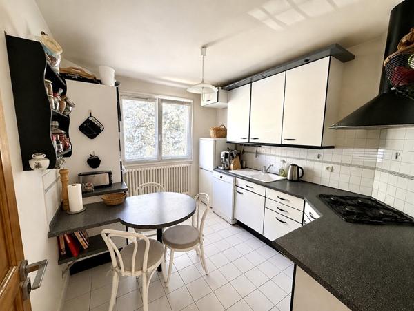 MAISON FONTENAY AUX ROSES 6 PIÈCE(S) 146 M² - 765000 €