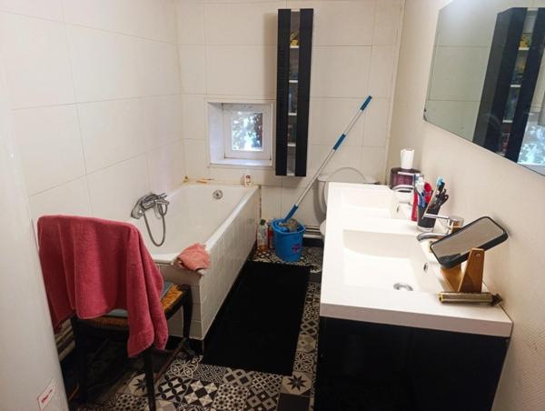 Maison individuelle de plain-pied – 97 m² – Proche centre-ville d’Issoudun