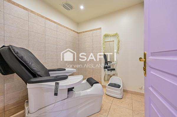 FOND DE COMMERCE À FORT POTENTIEL / EMPLACEMENT IDÉAL