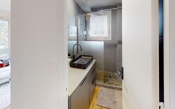 Appartement à louer    3 pièces •  Saint-Étienne