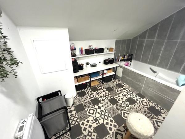 Maison à Saint-Just-en-Chaussée, 60130 - 6 pièces 115m²