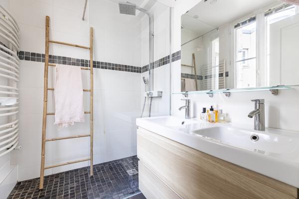 Appartement
         3 pièces
        - 67 m² Exclusivité 680 000 € *