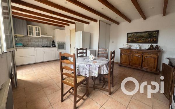 Maison à vendre    7 pièces •  Mouriès