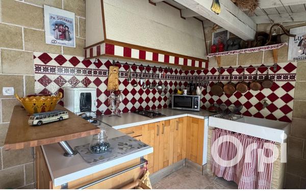 Maison à vendre    7 pièces •  Mouriès