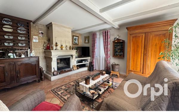 Maison à vendre    7 pièces •  Mouriès